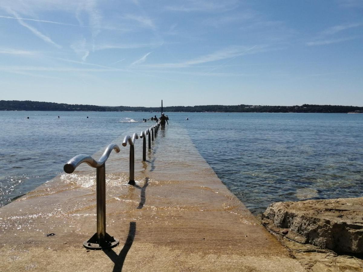 Apartment Vera, 80 M From The Sea Novigrad Istria Exteriör bild